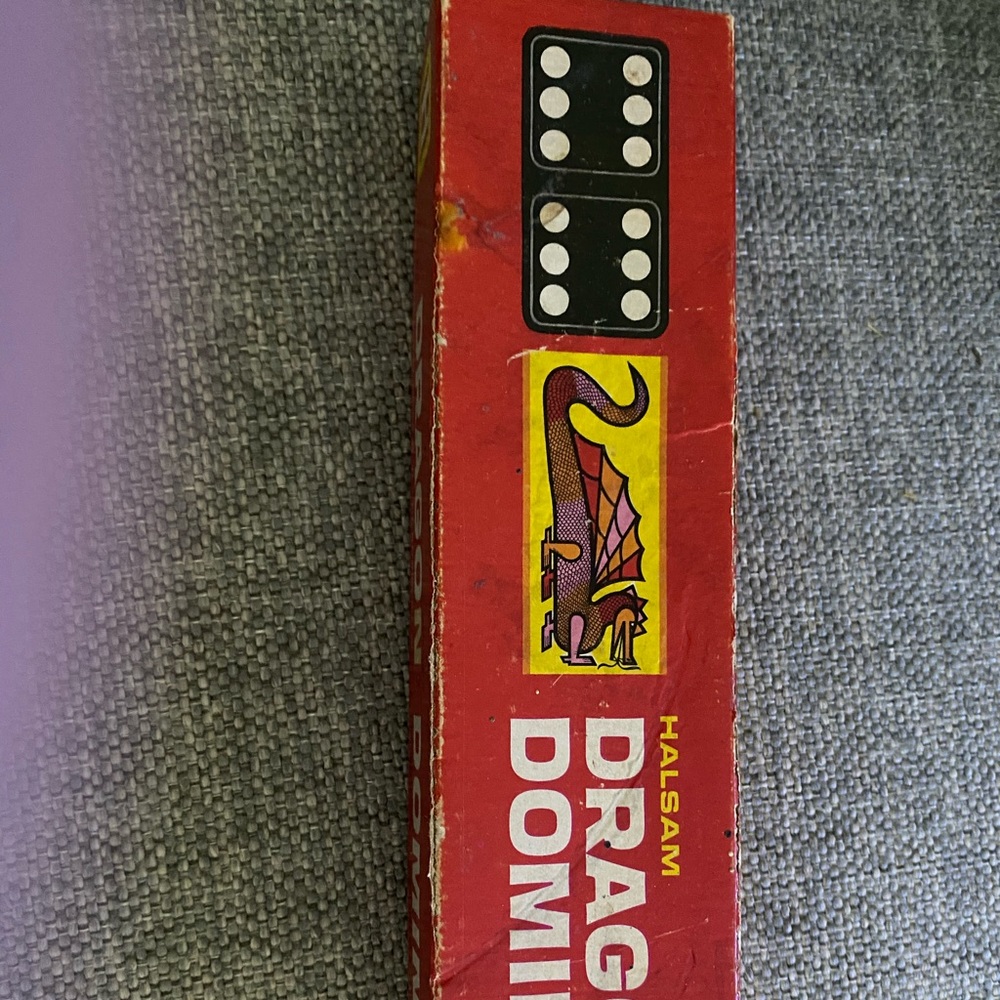 Dominos Vintage